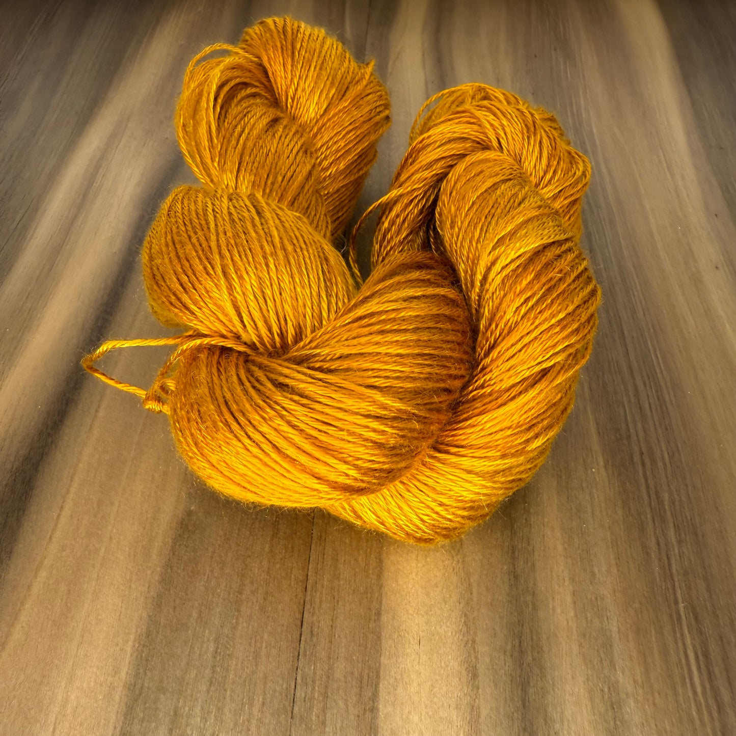 YBR Shiny DK | Tonal